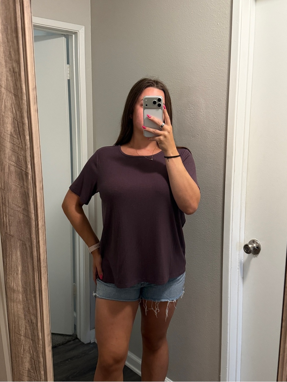 Women's Short Sleeve Crew Neck Top in Deep Plum